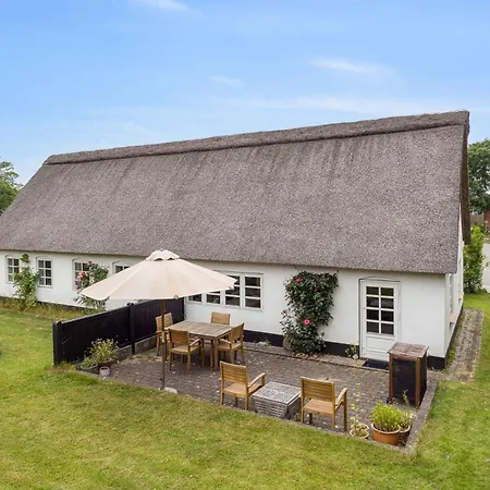 Calm, Comfort And Adventure By The Coast Feriehus *